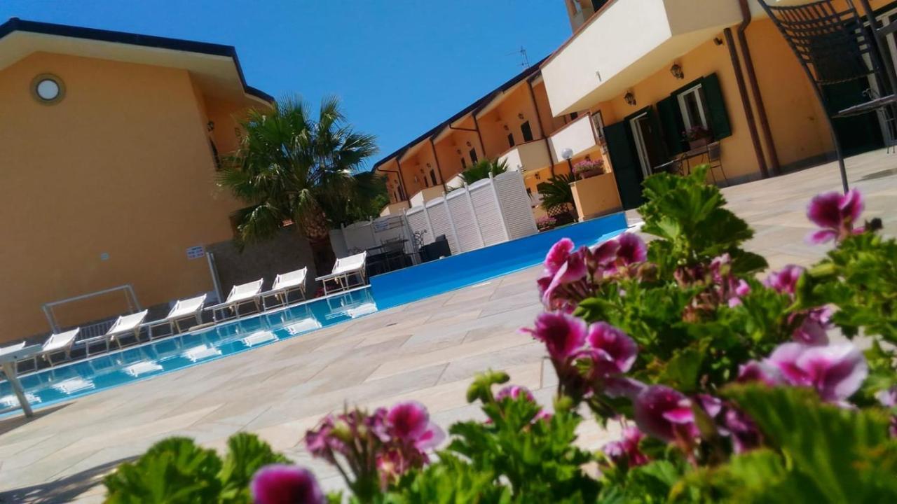 Conca Degli Dei Aparthotel Paestum Eksteriør bilde